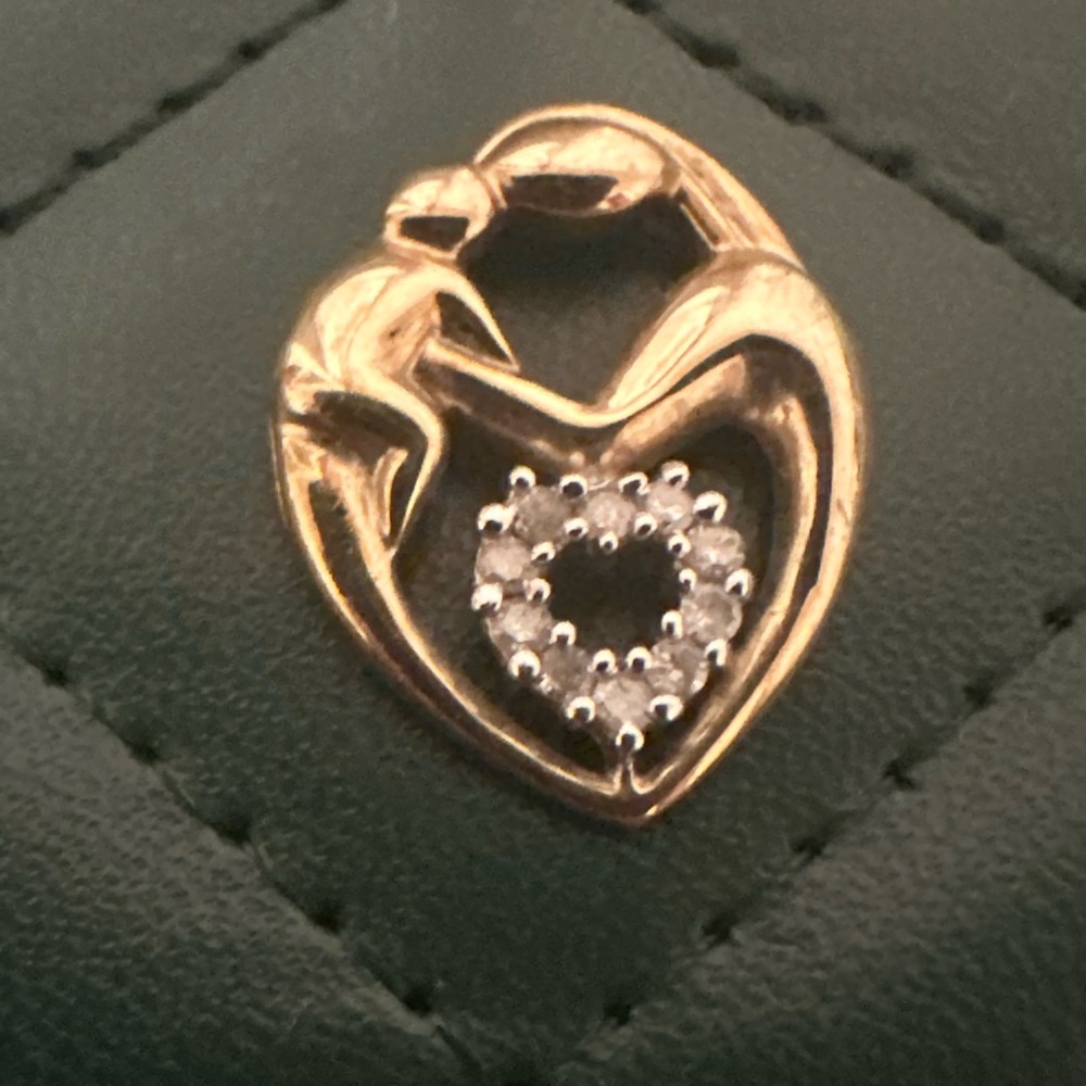 10k Gold Heart Pendant
